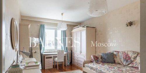 4-комн квартира ул Академика Пилюгина,  д. 4