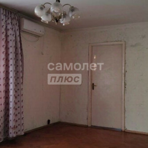 3-комн квартира улица Плющева,  д. 18 к2