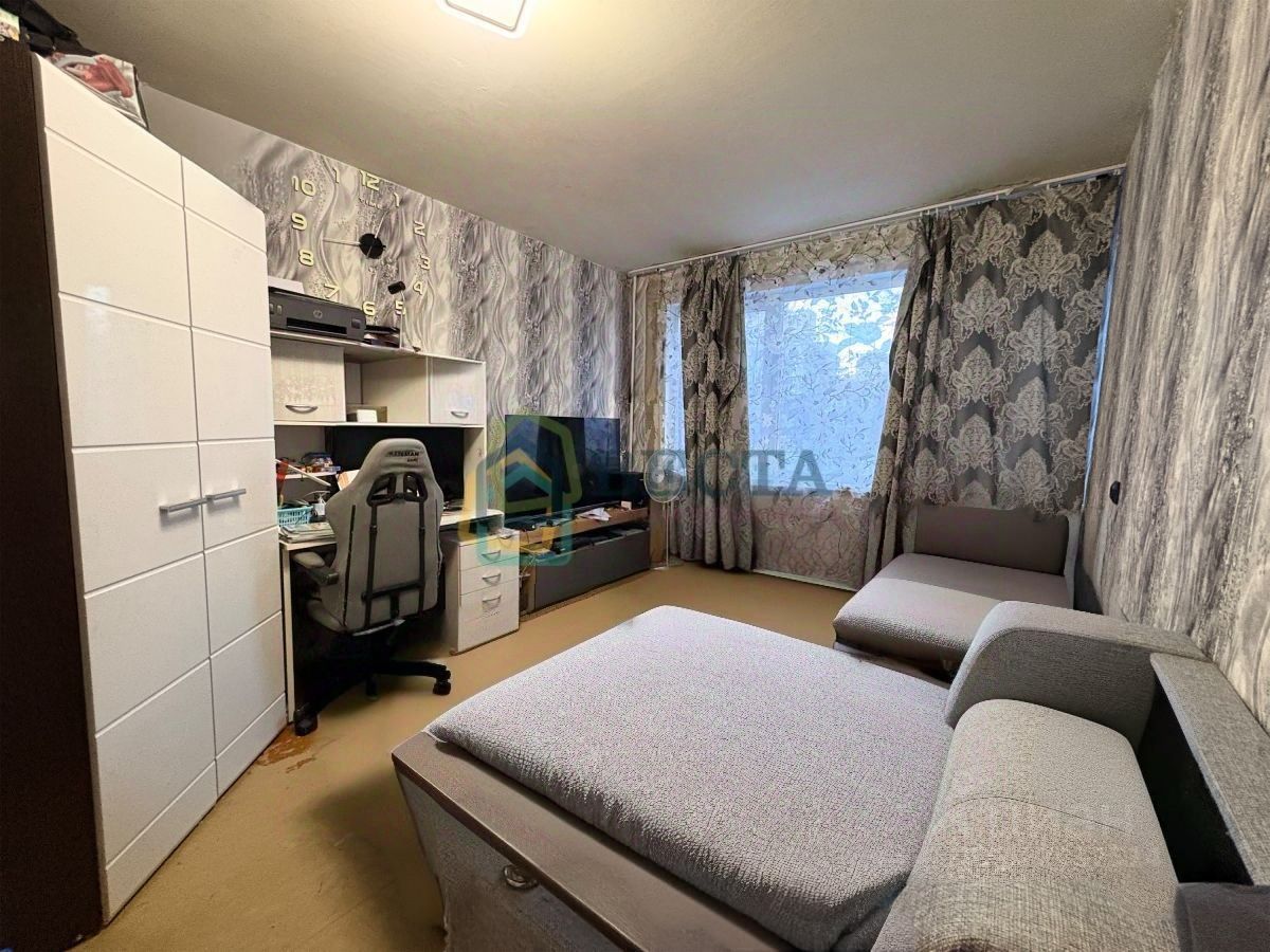 Продажа 3-комн квартиры на вторичном рынке Наличная улица, 40К1