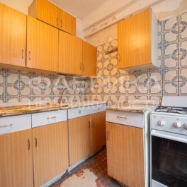 Продажа 2-комн квартиры на вторичном рынке Космонавтов пр-кт,  д. 19,  к. 3