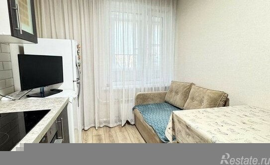 Продажа 3-комн квартиры на вторичном рынке Винницкая улица,  д. 9