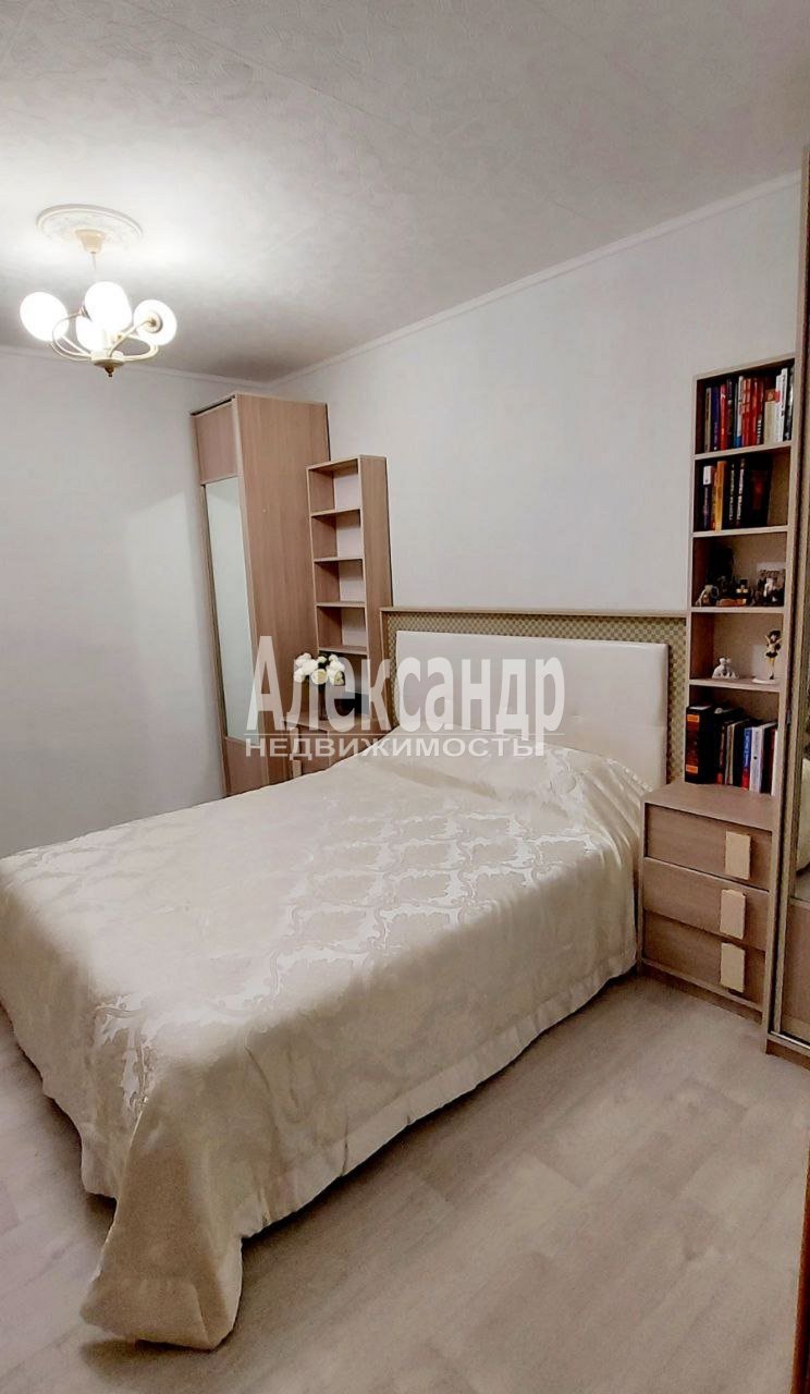 Продажа 3-комн квартиры на вторичном рынке Приозерск г., Гагарина ул. ,  д. 16