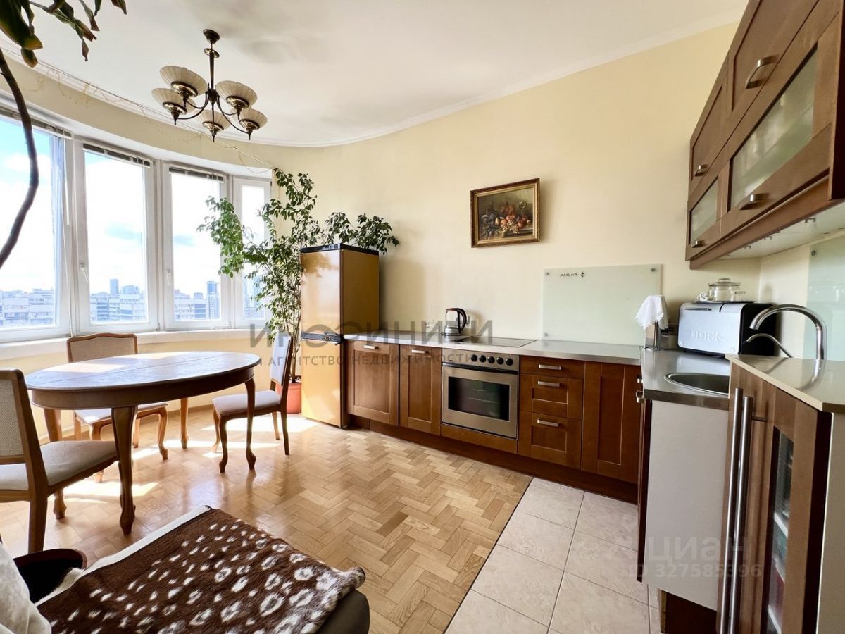 Продажа 2-комн квартиры на вторичном рынке Мичуринский проспект, 11К4