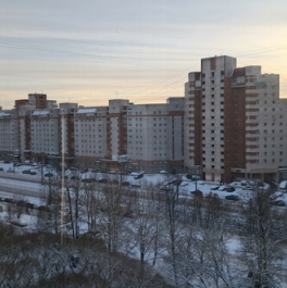 Продажа 2-комн квартиры на вторичном рынке Просвещения пр-кт,  д. 70,  к. 1