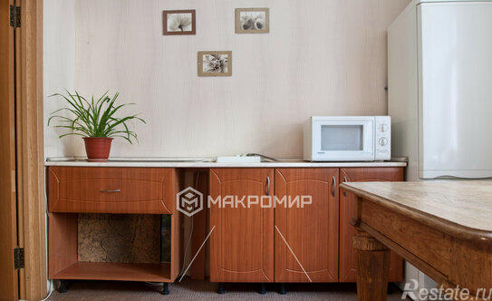 Продажа 3-комн квартиры на вторичном рынке Большой ПС пр-кт,  д. 67