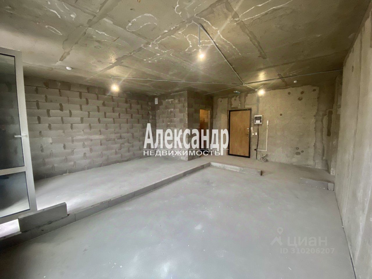 Продажа 2-комн квартиры на вторичном рынке Коломяжский проспект, 13к3