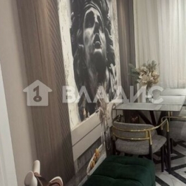 Продажа 2-комн квартиры на вторичном рынке улица Сайкина,  д. 4