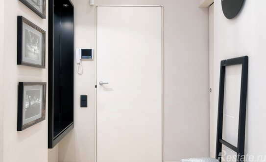 Продажа 3-комн квартиры на вторичном рынке Кирочная улица,  д. 64