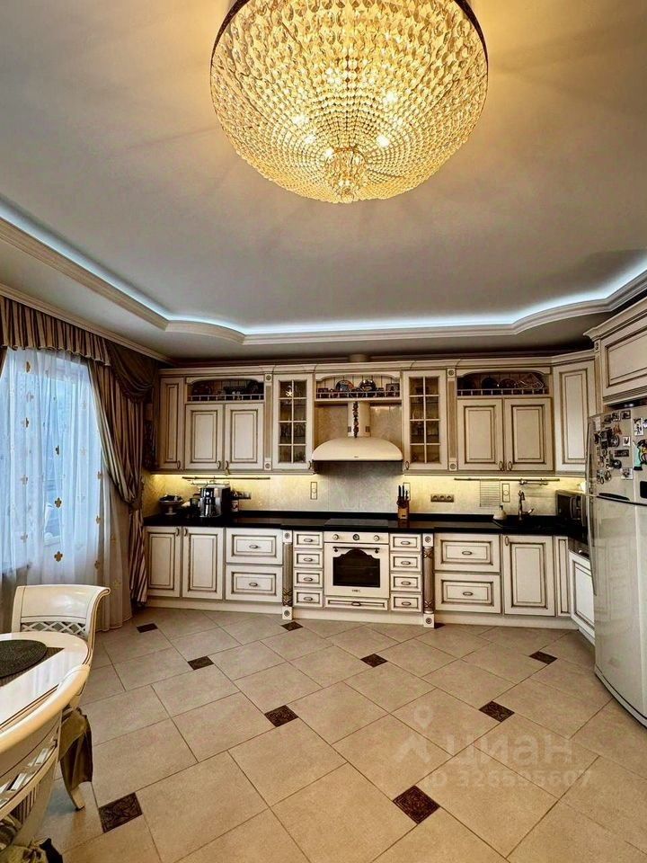 Продажа 3-комн квартиры на вторичном рынке проспект Тореза, 44к2