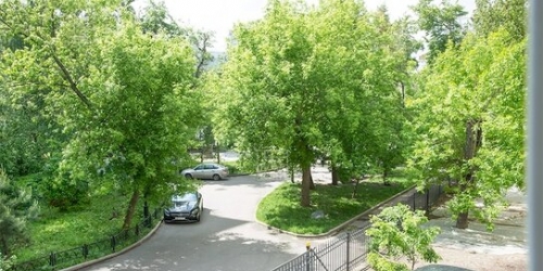 2-комн квартира Бронная М. ул,  д. 13