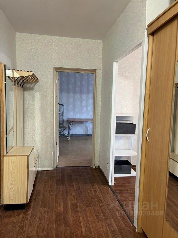 Продажа 2-комн квартиры на вторичном рынке улица Маршала Казакова, 28к1