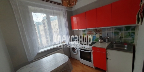 3-комн квартира Ситцевая ул. ,  д. 11,  к. 2