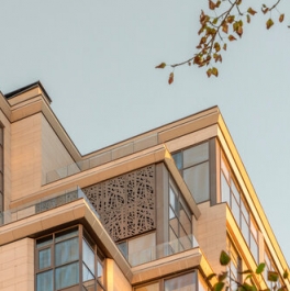 Продажа 5-комн квартиры на вторичном рынке Рощинская 2-я ул,  д. 1