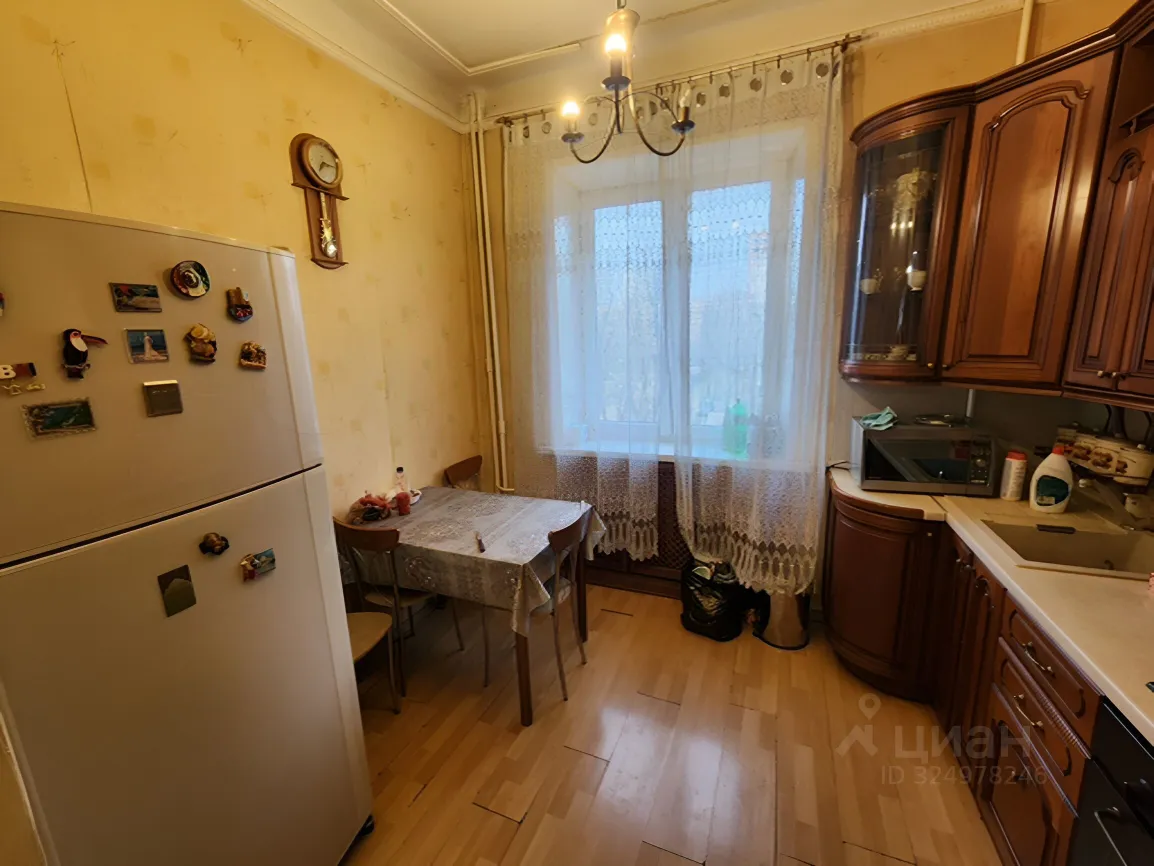 Продажа 2-комн квартиры на вторичном рынке Судостроительная улица, 31К1
