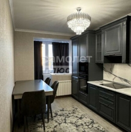 Продажа 2-комн квартиры на вторичном рынке улица Адмирала Лазарева,  д. 39