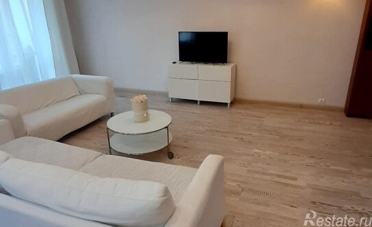 Аренда 3-комн квартиры на вторичном рынке улица Столетова,  д. 7