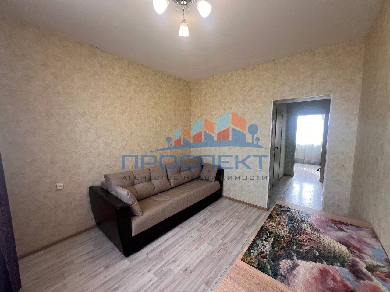 Продажа 2-комн квартиры на вторичном рынке д. Алфимово, улица Новоселов, 4
