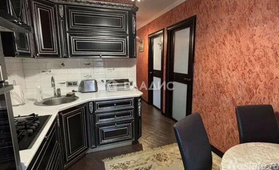 Продажа 3-комн квартиры на вторичном рынке Чехов, ул Мира,  д. 17/6