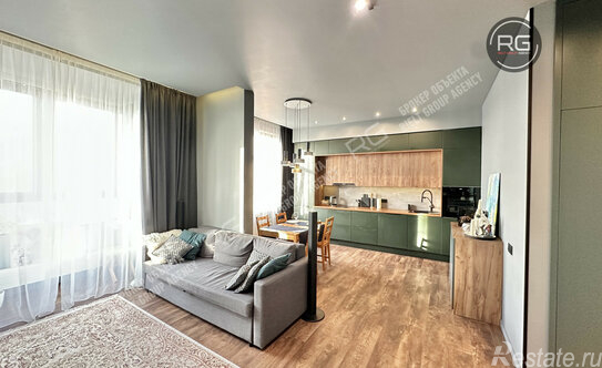 Продажа 2-комн квартиры на вторичном рынке Александра Матросова ул,  д. 1