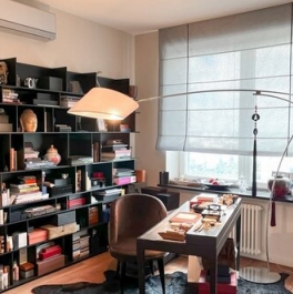 Продажа 2-комн квартиры на вторичном рынке Мосфильмовская улица,  д. 70 к2