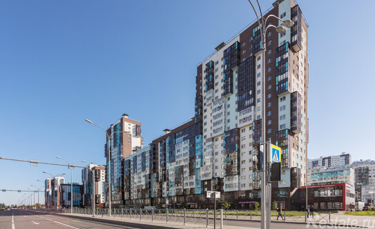 Продажа 2-комн квартиры на вторичном рынке Комендантский пр-кт,  д. 71