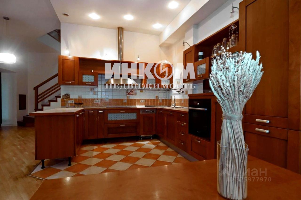 Продажа 3-комн квартиры на вторичном рынке Малый Козихинский переулок, 16/3