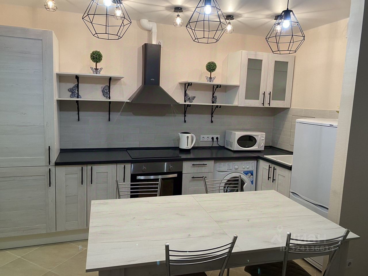 Аренда 2-комн квартиры на вторичном рынке Нагатинская набережная, 10к1