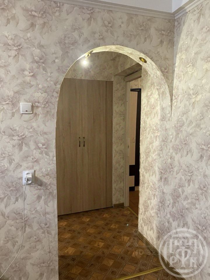 Продажа 3-комн квартиры на вторичном рынке д. Лопухинка, улица Первомайская, 5