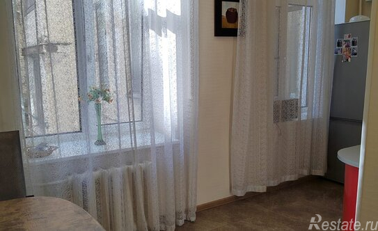 Аренда 3-комн квартиры на вторичном рынке Казанская улица,  д. 38