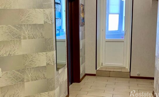 Продажа 3-комн квартиры на вторичном рынке Серпухов, ул Центральная,  д. 142,  к. 1