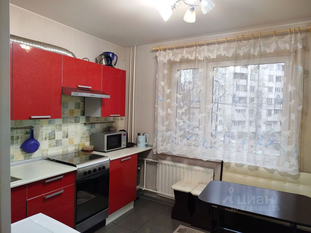 Продажа 1-комн квартиры на вторичном рынке улица Хошимина, 11к1