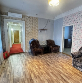 Продажа 4-комн квартиры на вторичном рынке Серпухов, Красноармейская улица,  д. 48А