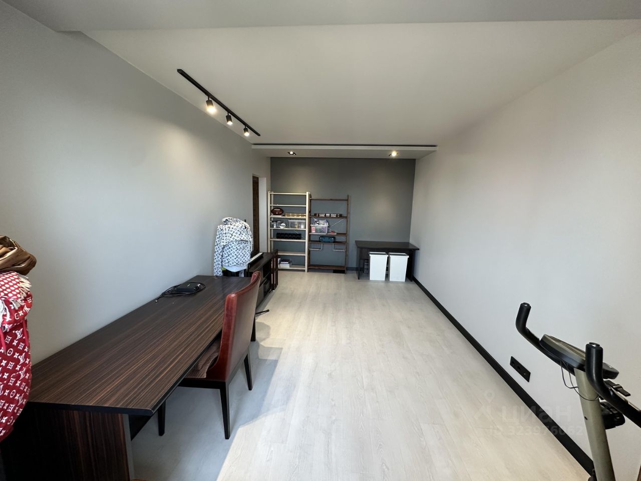 Продажа 2-комн квартиры на вторичном рынке улица Советской Армии, 17/52