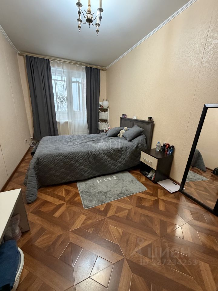 Продажа 3-комн квартиры на вторичном рынке улица Подольских Курсантов, 12К1