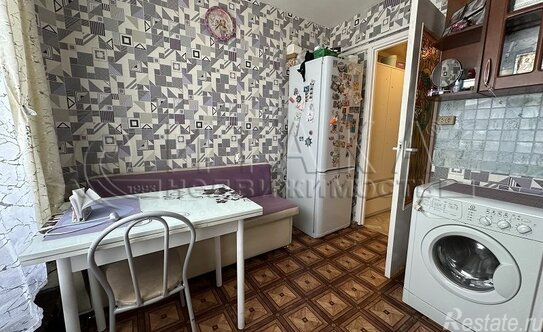 Продажа 1-комн квартиры на вторичном рынке Волосово г, Лесная ул,  д. 12