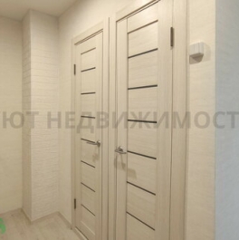 Продажа 1-комн квартиры на вторичном рынке Красная горка, Комсомольская улица,  д. 4