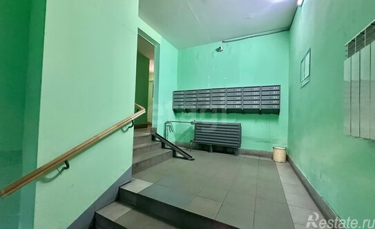 Продажа 2-комн квартиры на вторичном рынке Замшина улица,  д. 40