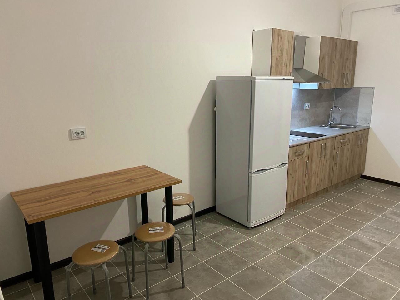 Аренда 2-комн квартиры на вторичном рынке пос. Бугры, улица Шекспира, 1к2