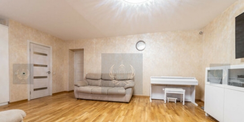 3-комн квартира Наличная улица,  д. 55