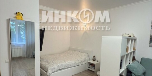 1-комн квартира ул Конёнкова,  д. 21