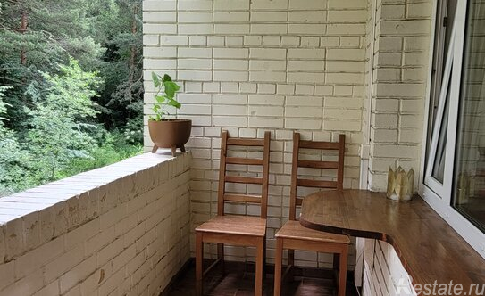 Продажа 2-комн квартиры на вторичном рынке Дальний Воронок, Центральная улица,  д. 65