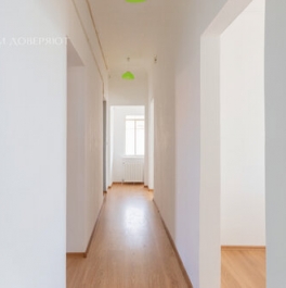 Продажа 9-комн квартиры на вторичном рынке ул Рубинштейна,  д. 23