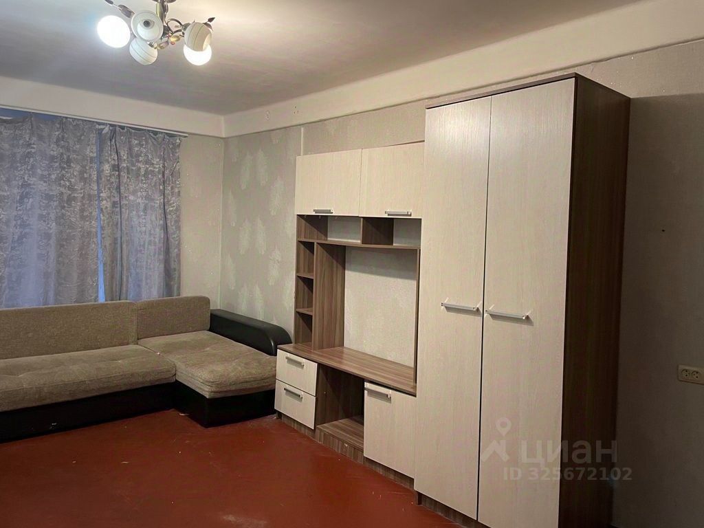 Продажа 3-комн квартиры на вторичном рынке Будапештская улица, 12