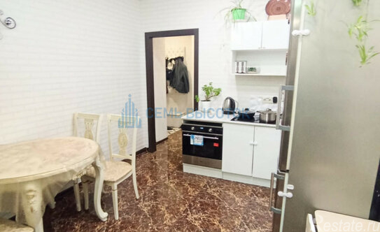 Продажа 2-комн квартиры на вторичном рынке 5-й микрорайон, Радужная улица,  д. 6 к1