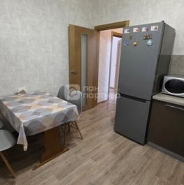 Продажа 3-комн квартиры на вторичном рынке Чарушинская улица,  д. 2