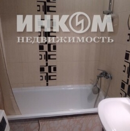 Продажа 2-комн квартиры на вторичном рынке ул Лазурная,  д. 6