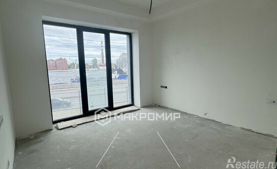 Продажа 3-комн квартиры на вторичном рынке набережная Макарова,  д. 58 с1