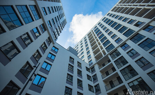 Продажа 2-комн квартиры на вторичном рынке Энергетиков пр-кт,  д. 2,  к. 1 стр 1