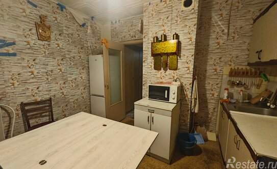 Продажа 3-комн квартиры на вторичном рынке Хабаровская улица,  д. 2