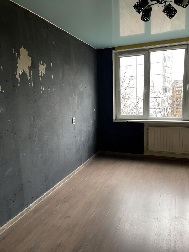 Продажа 2-комн квартиры на вторичном рынке Дальневосточный проспект, 46/28